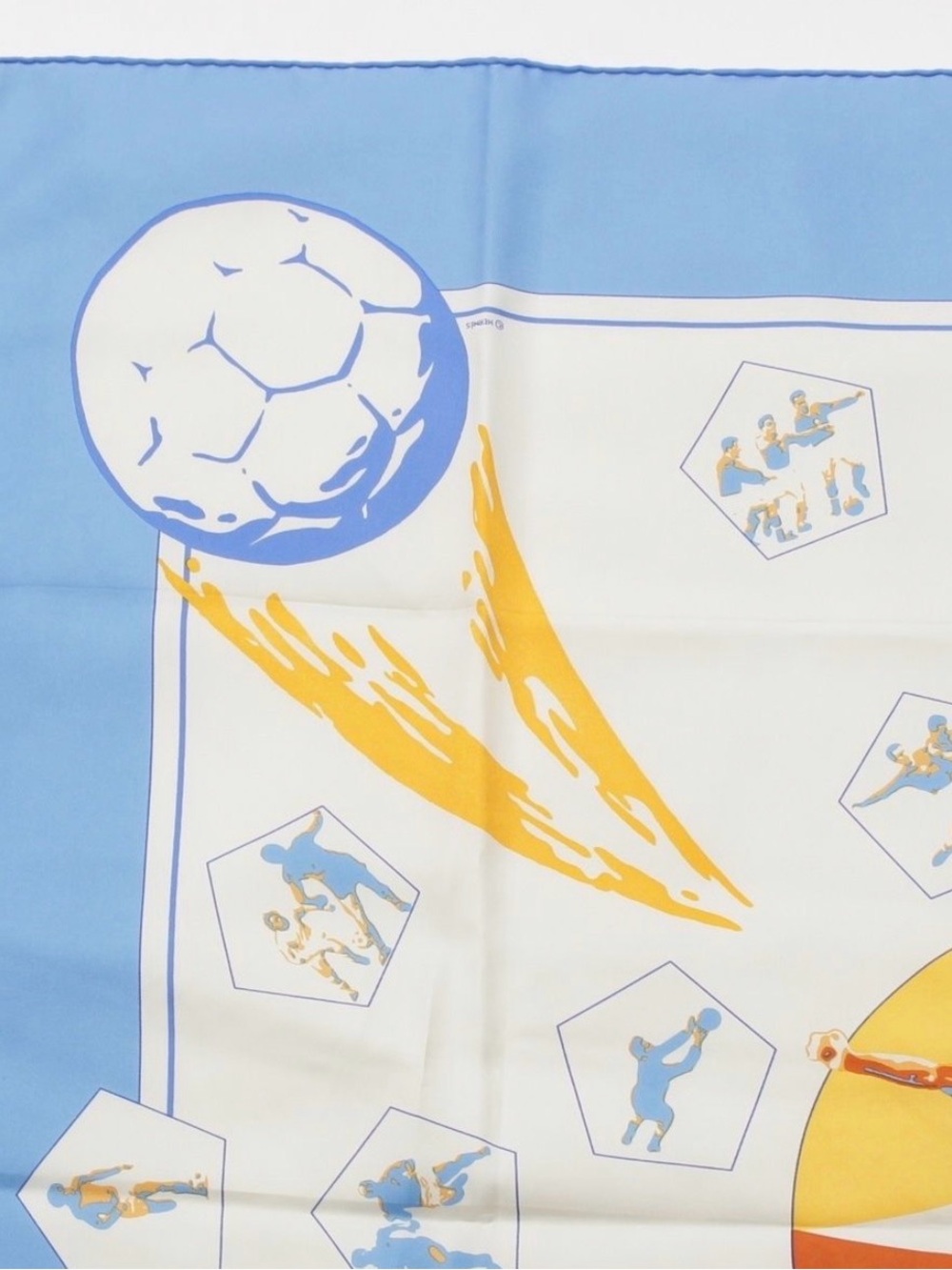 Hermès 1998Vintage Vive Les Champions Silk Scarf Carre 90/Paris Soccer World Cup - Picture 2 of 9